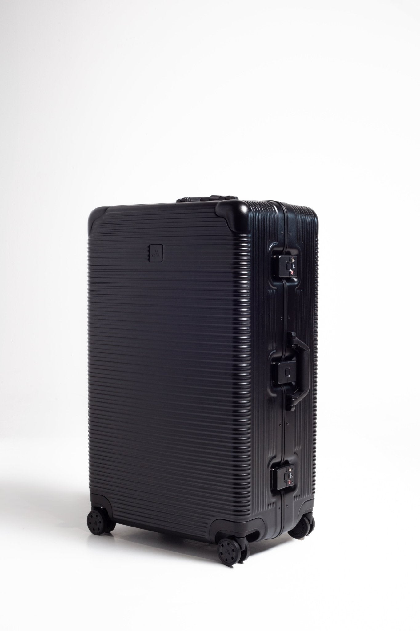 The Signature Series L "Advanced" Black