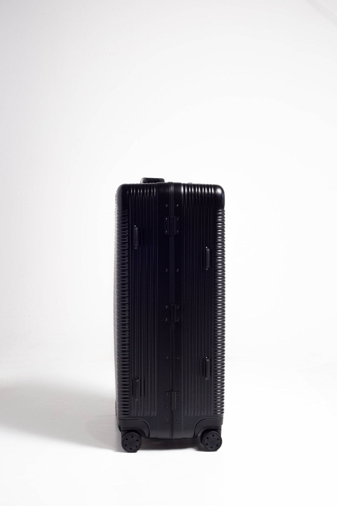 The Signature Series L "Advanced" Black