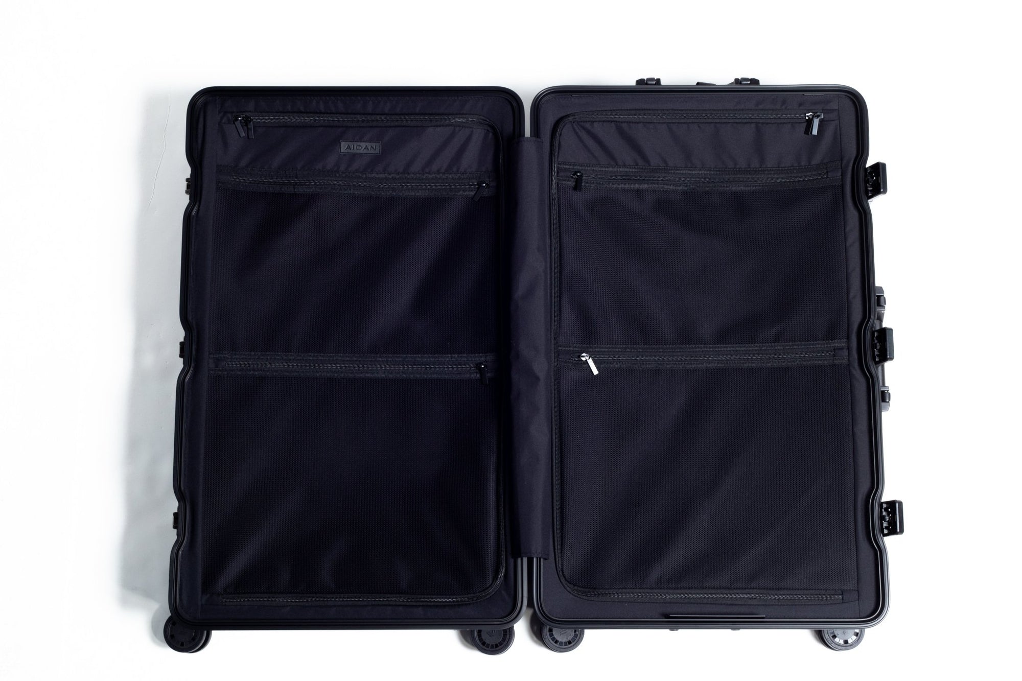 The Signature Series L "Advanced" Black