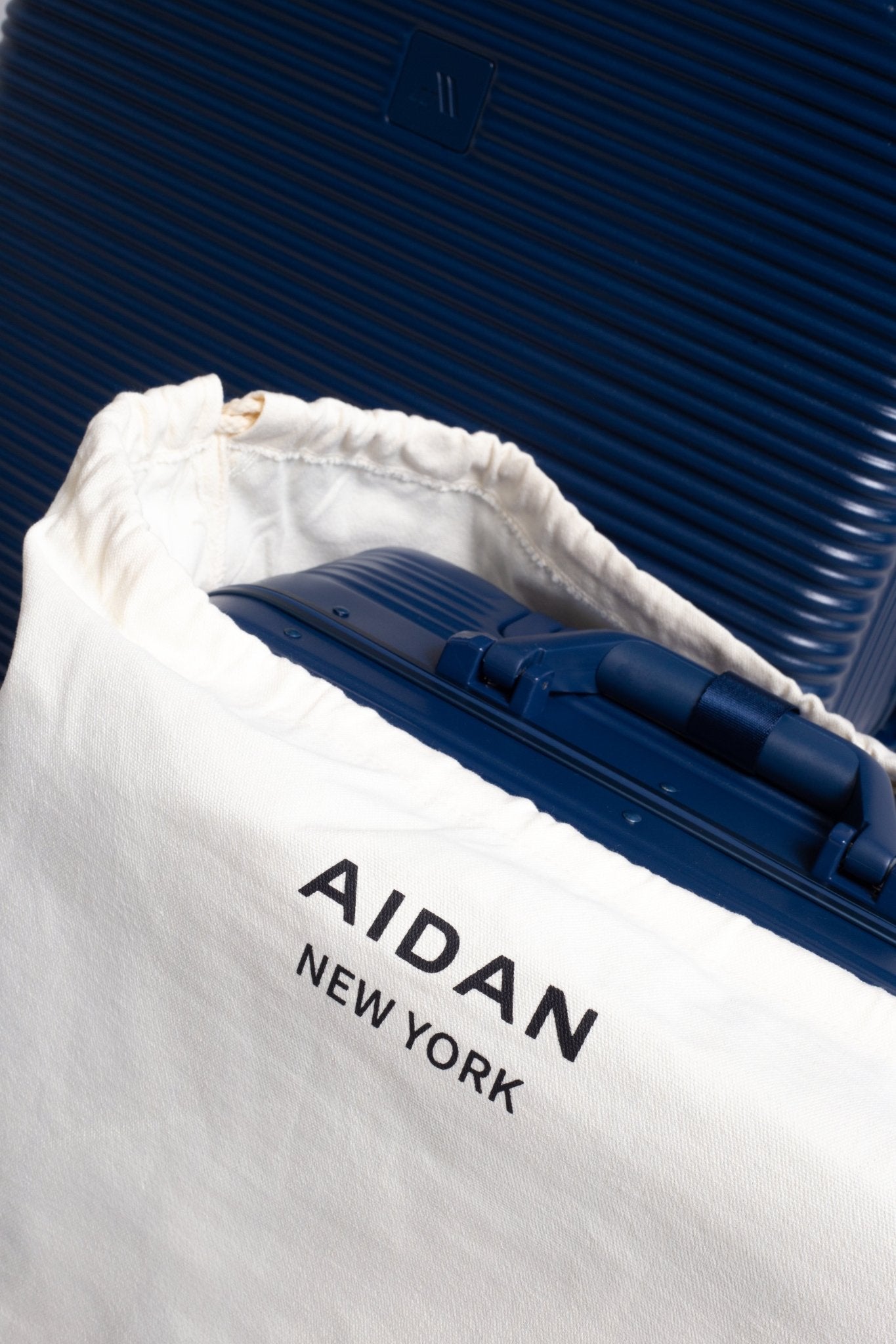 The Signature Series S "Advanced" Navy